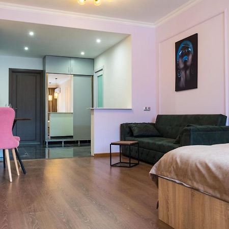 Iren River Side Apartments Tbilisi Exterior photo